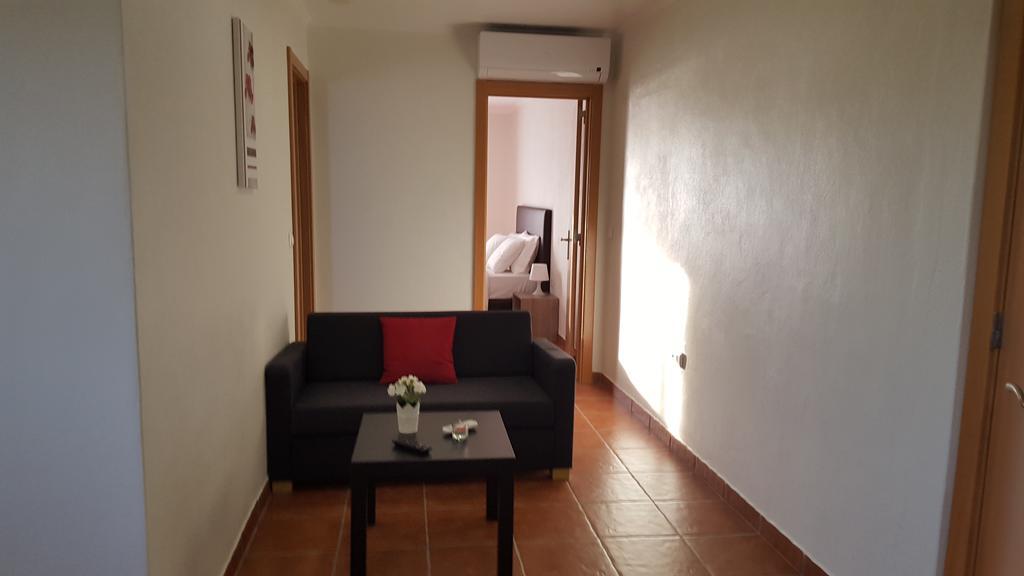 Monte Da Barragem Hotel Montargil Kültér fotó